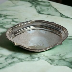 Vanity Or Serving Tray Silver Plate Etched Filigree Oval Primrose Catering Dish